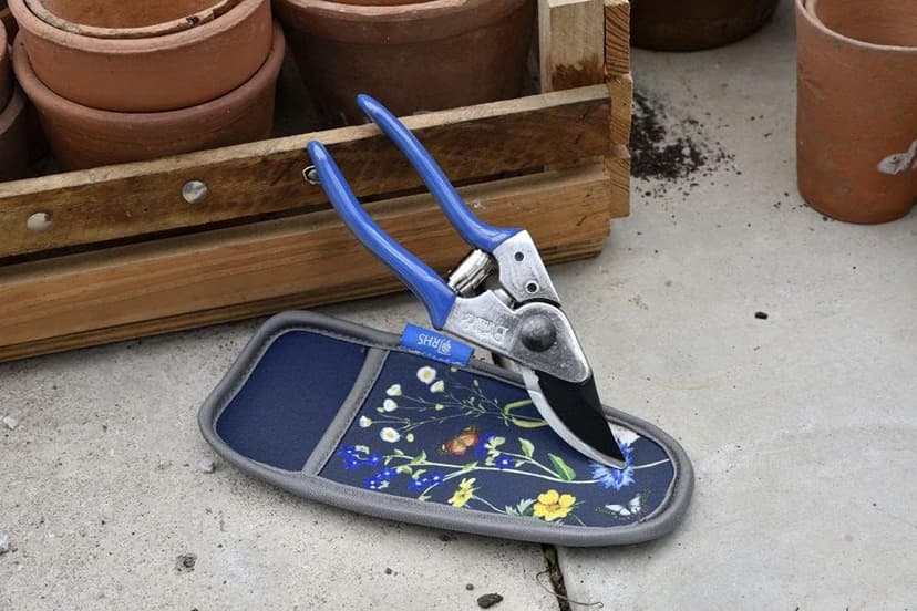 Burgon & Ball British Meadow Pocket Pruner & Holster