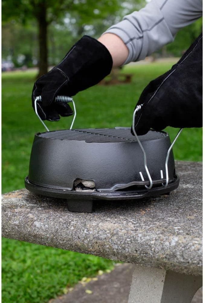 Lodge L12RG Portable Kickoff Grill, Cast Iron, 12-In. Round - Quantity 1