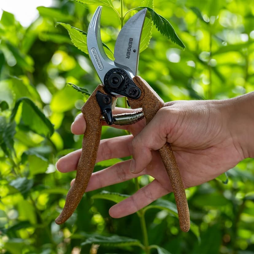 Professional Hand Pruning Shear, Forged Metal Body, Sap Groove to Prevent Sticking, 2 Locking Positions, Recycled Cork Handle Grip, C1200