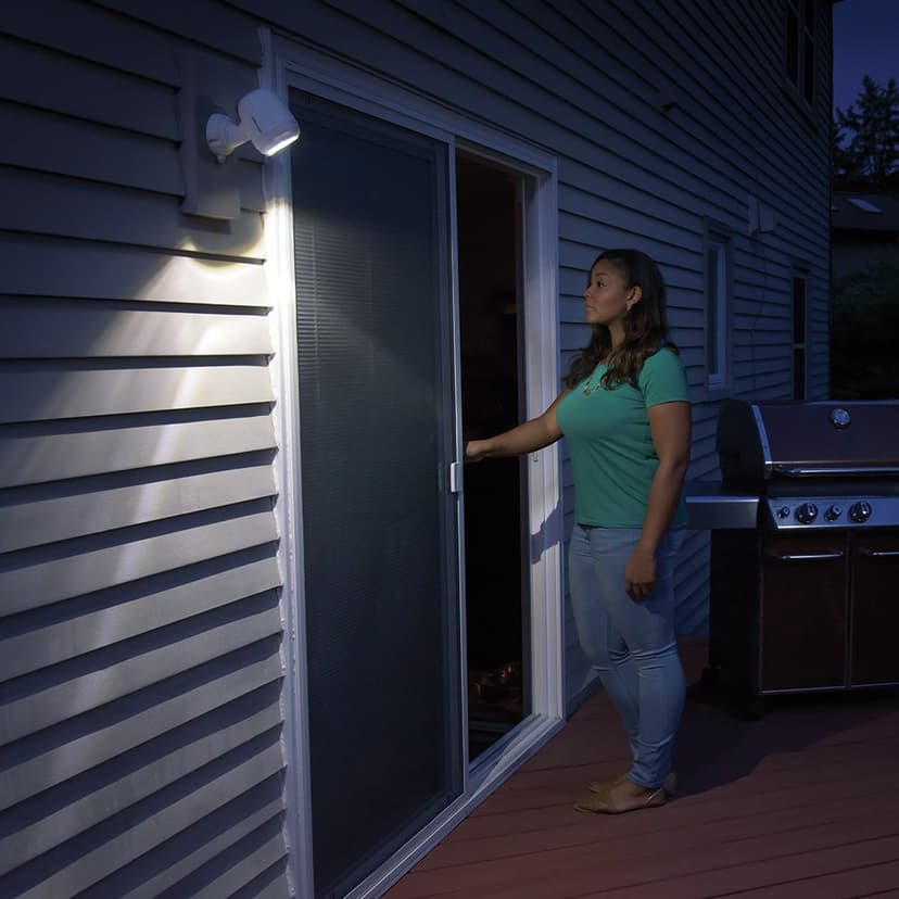 Beams MB360XT 200 Lumen Wireless Battery Operated Powered Motion Sensing LED Spotlight, 1-Pack, White