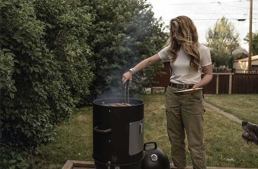 GasOne CSM-18 Vertical Smoker – 18 Inch Heavy Duty Charcoal Smoker – Multipurpose Charcoal BBQ Grill Smoker for Outdoor – Easy Assembly, 1 Access Door Grill with Smoker