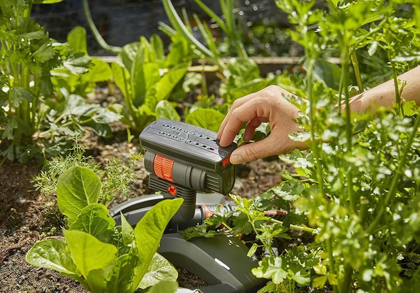 Gardena (18709-81) Up to 2300 sq ft - ZoomMaxx Adjustable Oscillating Sprinkler on Metal Step Spike for Watering Large Area Lawn, Yard and Garden. Quick Connect Included for Ease of Connection.