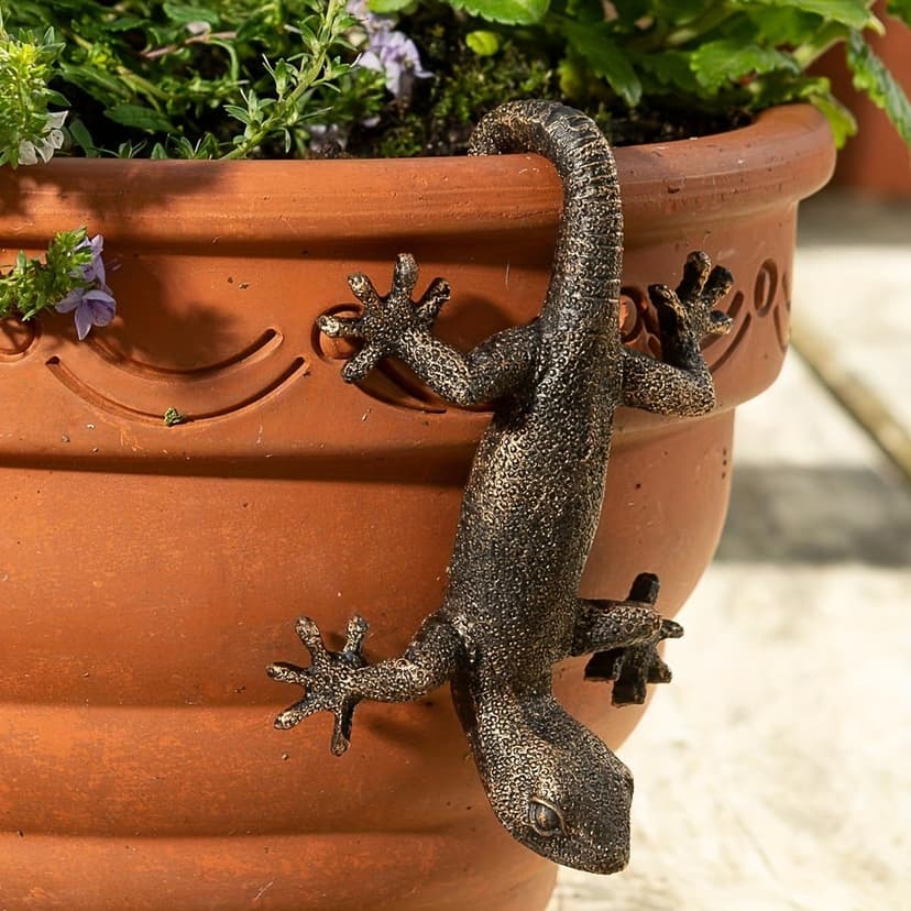 Vintage Bronze Gecko Planter Pot Hugger Flower Figurine – Resin Climbing Lizard Statue for Garden, Fairy Garden Terrarium, Outdoor Fence & Yard Decor，Versatile Home & Office Decor