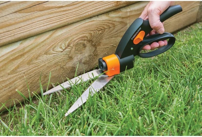 Fiskars Shear Ease Grass Shears - 5" Stainless Steel Blades - 360-Degree Swivel Blade Plant Cutting Scissors - Garden Shears and Grass Cutter, Black