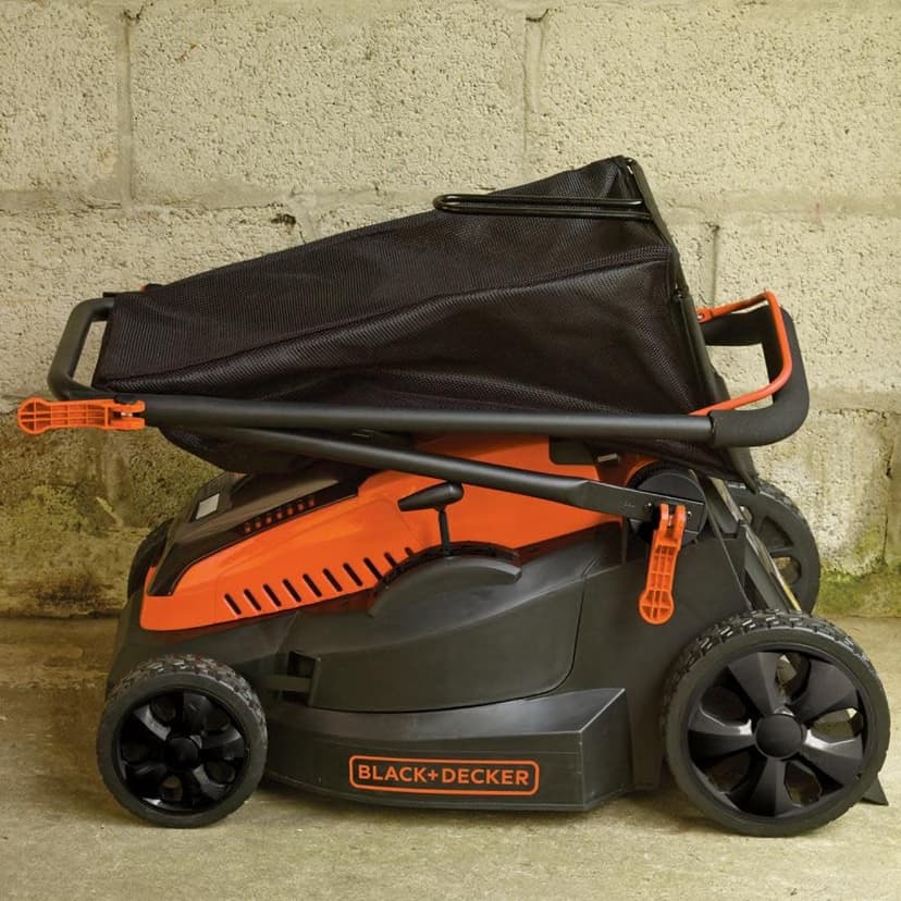 BLACK+DECKER 40V MAX* Cordless Lawn Mower, 16-Inch (CM1640)