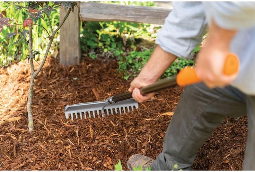 Fiskars 60" Pro Garden Rake for Soil with Lightweight Aluminum Handle, Heavy Duty Gardening Tool