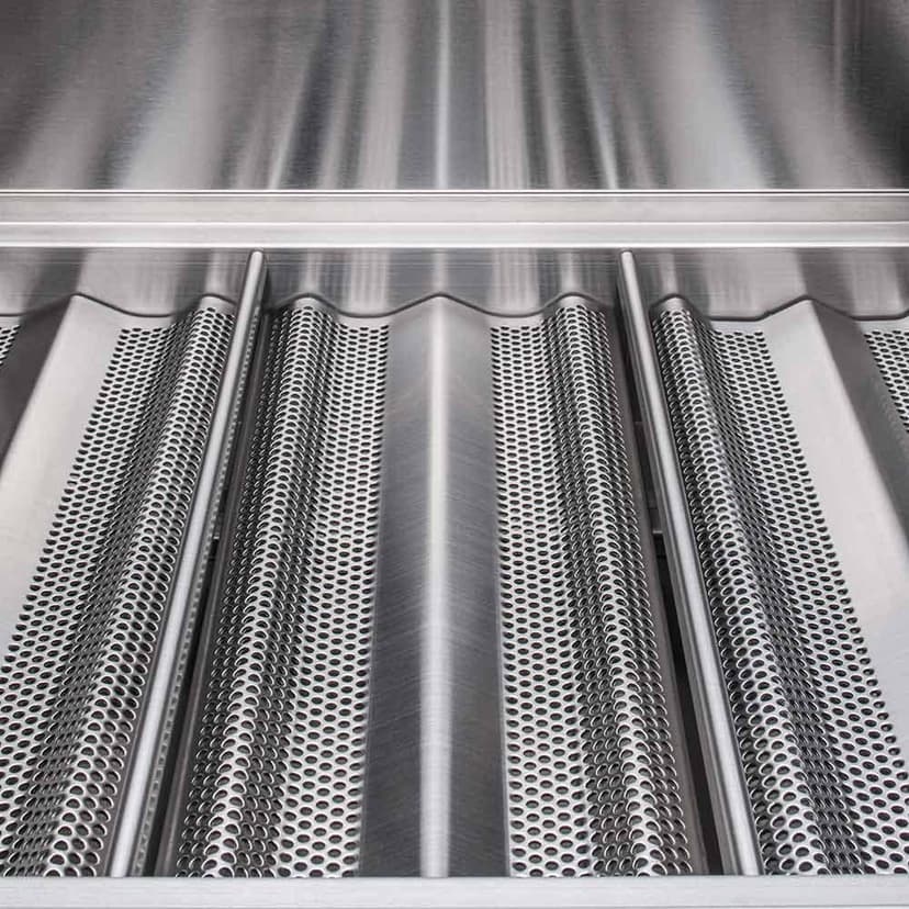 Blaze Prelude LBM 32-Inch 4-Burner Built-in Natural Gas Stainless Steel Grill with Flame-Stabilizing Grids, Heat Zone Separators, Drip Tray and Hood