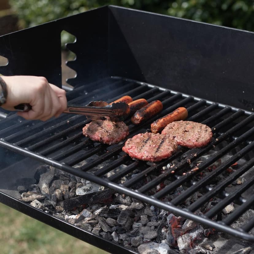 Ash & Ember Park-Style Grill, 384 Sq. In Jumbo Charcoal Grill, Single Post Outdoor Cooking Backyard BBQ, Camp Grilling Barbecues