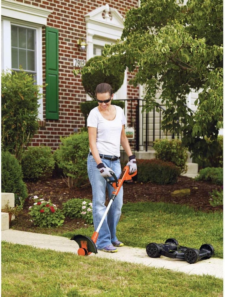 BLACK+DECKER Combination String Trimmer, Lawn Mower, and Edger, Cordless 3-in-1 (MTC220)