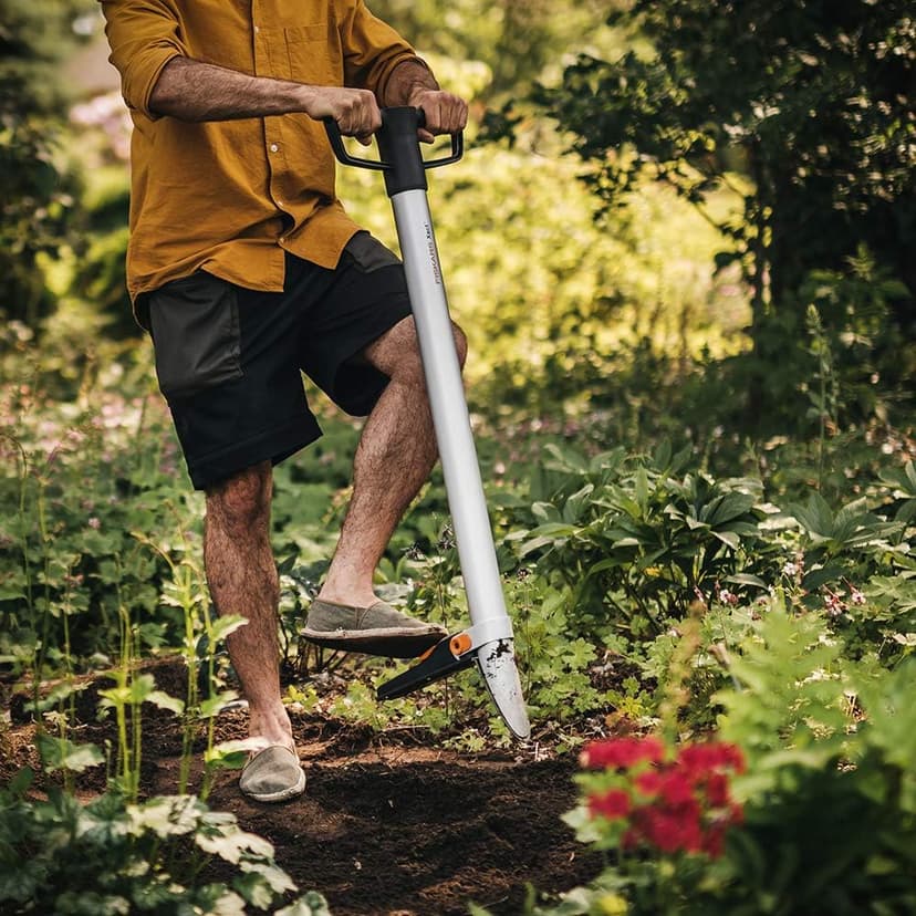 Fiskars Xact Standing Bulb Planter, 41.3 Inch, Silver