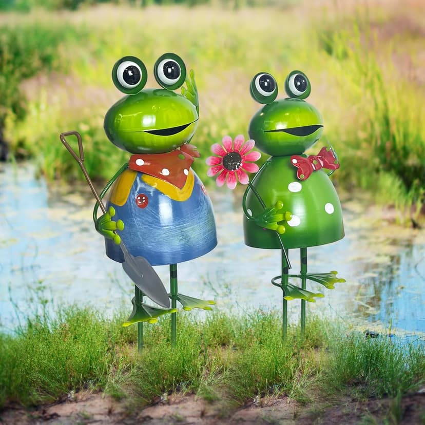 HONGLAND Metal Yard Art Garden Decor for Outside - Cute Frog Outdoor Decor - 3D Spring Frogs Figurine Garden Sculptures & Statues - Gifts for Grandma Mom - 2 Pcs