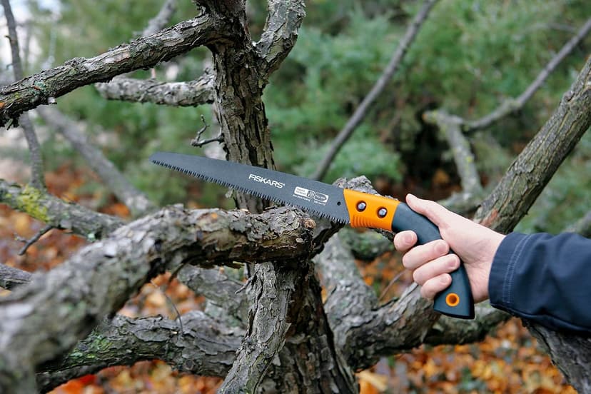 Fiskars 13" Pruning Saw- Fixed Handle - Tree Cutting Saw - Yard and Garden Tools - Black/Orange