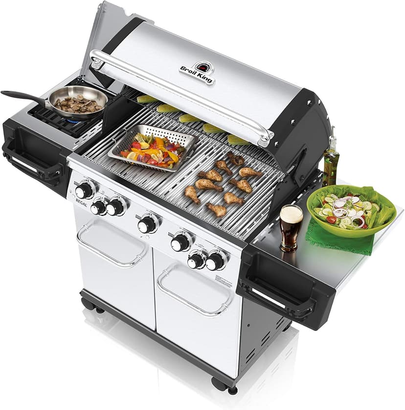 Broil King 958344 Regal S 590 Pro Propane Gas Grill, 5-Burner, Stainless Steel