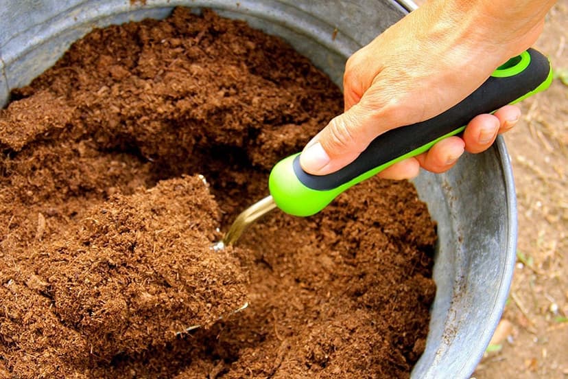 Garden Guru Super Strong Titanium Garden Trowel Hand Shovel - Rust Resistant - Ergonomic Handle - Perfect Tool for Gardening, Weeding, Transplanting and Digging in Garden Beds