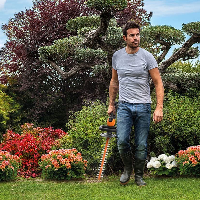 WORX WG261 20V PowerShare 22" Cordless Hedge Trimmer (Battery & Charger Included)