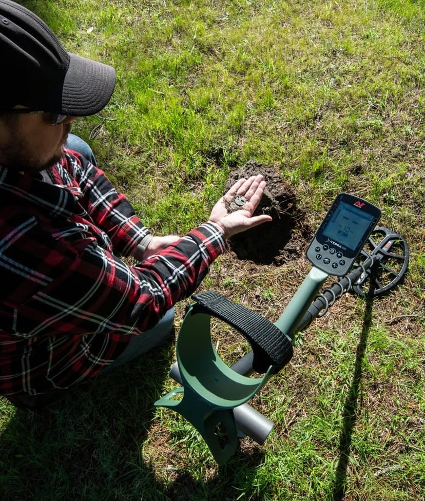 MINELAB X-Terra PRO Waterproof Treasure Metal Detector for Adults (3 Detect Modes)