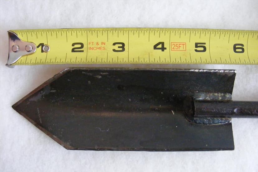 Narrow Blade Trapper's Trowel - 22"