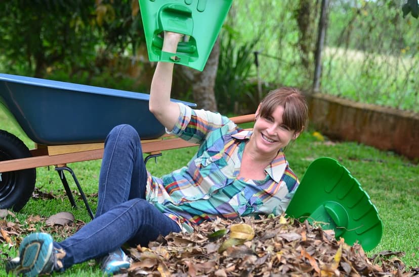 GARDEASE ReLeaf Leaf Scoops: Ergonomic, Large Hand Held Rakes for Fast Leaf & Lawn Grass Removal