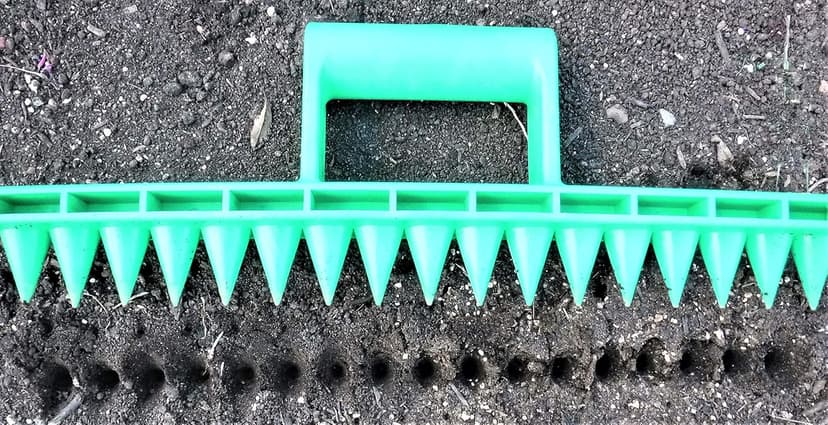 Seed-in Soil Digger and Soil Spacer for Planting Seeds