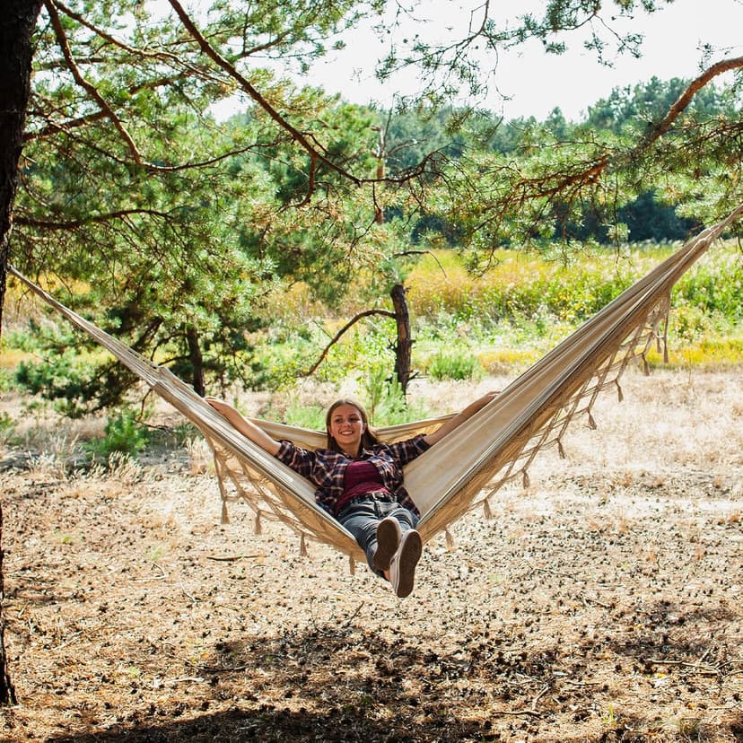 Bellzacasa Double Hammock, Heavy Duty 500 lb Load Capacity Tassels and Fishtail Knitting with Mounting Straps for Outdoor Camping Patio Balcony Beige