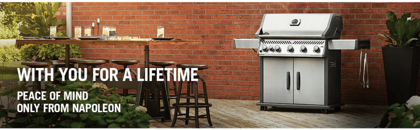 Napoleon - Rogue 425 Natural Gas Grill with Range Side Burner, Black, 3 Stainless Steel Main Burners