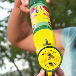 Miracle-Gro LiquaFeed All Purpose Plant Food Advance Starter Kit, For Flowers, Vegetables, Trees and Shrubs, One 16 oz. Plant Food and One Feeder