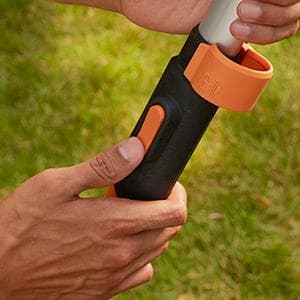 Fiskars 7ft-14ft Power-Lever Extendable Pole Saw and Tree Pruner, Lawn and Garden Tools, Black/Orange