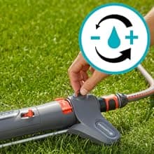 Gardena (18714) Up to 3800 sq ft - AquaZoom Adjustable Oscillating Yard Sprinkler, for Watering Large Area Lawn and Garden. Aquazoom Outdoor oscillating Sprinkler has Wide Heavy Duty Base.