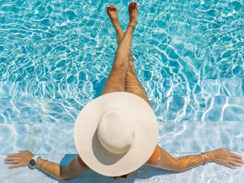 Hot Tub Defoamer - Pool, Fountain, & Spa - Antifoam Concentrate - Silicone Emulsion - Quickly Removes & Prevents Foam in Water - Eco Friendly & Safe Formula - No Harsh Chemicals - 1/2 Gallon (64 oz.)