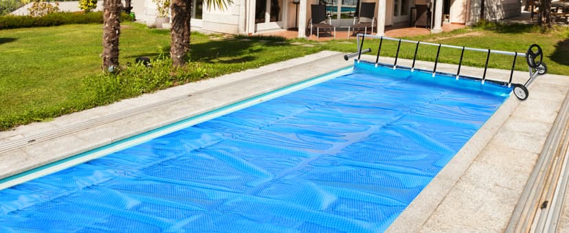 Goplus Pool Cover, 16 x 32 FT Solar Blanket with Carrying Bag for In-Ground and Above-Ground Swimming Pools, Rectangle Hot Tub SPA Thermal Blanket, Blue Bubble