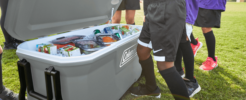 Coleman Classic Series Insulated Portable Wheeled Cooler, Leak-Resistant Outdoor Hard Cooler Keeps Ice up to 5 Days, 100-Quart