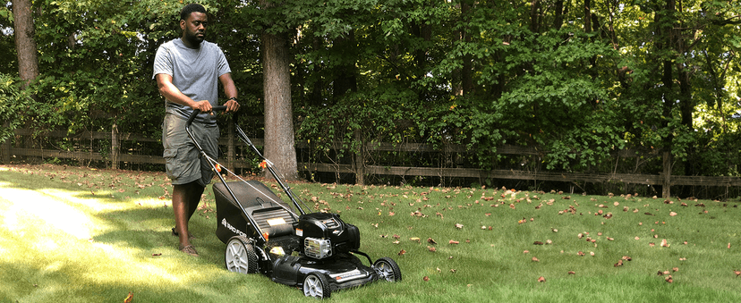 Yard Force Self Propelled Lawn Mower Briggs & Stratton 150cc Gas Engine 22-inch Steel Deck 3-in-1 Mulch, Bag, Side Discharge, 12-inch High Rear Wheels