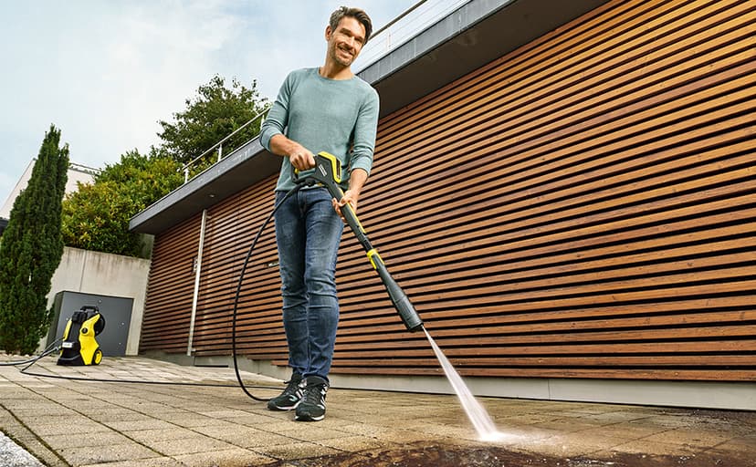 Kärcher Pressure Washer, K5 Premium Smart Control, Max 2500 PSI, Smart Control Gun & 3-in-1 Multi Jet Spray Wand - 1.55 GPM