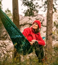 Foxelli XL Hammock Net – 12ft Net for Hammocks, Lightweight Portable Hammock Netting, Fast and Easy Set Up, Fits All Camping Hammocks