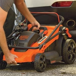BLACK+DECKER CM2043C Cordless Mower, 20"