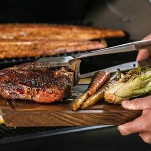 Traeger Ironwood 885 Wood Pellet Grill and Smoker, WiFi Pellet Smoker Grill with Super Smoke Mode, D2 Controller, Large 885 sq. in. Cooking Area, Outdoor BBQ Electric Pellet Smoker, TFB89BLFC