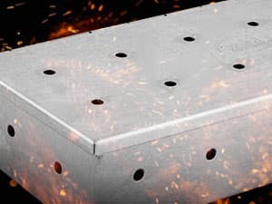 Kaluns Universal Stainless Steel Smoker Box, Gas or Charcoal Grill Smoke Box, Works with Wood Chips, add Delicious Smoked Flavor, Hinged Lid,Warp Free Grill Accessories