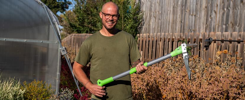 Grootpow WP5 Heavy Duty Weed Puller Tool, Stand Up Dandelion Weeder with 40" Handle, 3 Claws & Fiberglass Foot Pedal, Weeding Tool Made with Cast-Iron, Easily Remove Weeds Without Bending or Kneeling