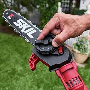 SKIL PWR CORE 40 Brushless 40V 10'' Pole Saw Kit with Over 9ft. Telescoping Shaft & Angled Head, Includes 2.5Ah Battery and Auto PWR Jump Charger - PS4561C-10