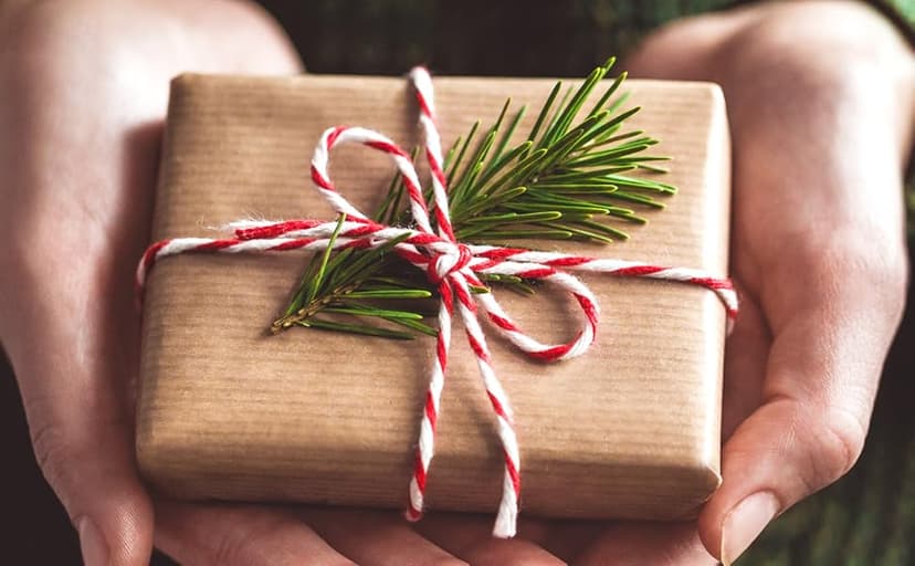 GIFTME 5 Metal Garden Sculptures Statues Yard Art Decoration,Set of 4 Garden Decor Perfect Hanging The Tree, Porch,Backyard or Patio Wall Decor