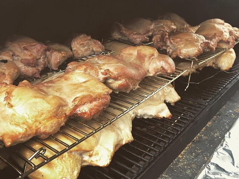 GRISUN Universal Grill Rack for Gas/Wood Pellet/Griddle/Smoker Grill, Warming Rack for Expand Cook Surface, Upper Rack with Foldable Leg Design, Chrome Plated Steel