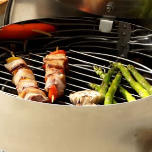 Universal 20-pound Stainless Steel (25-servings) Charcoal Barrel Smoker with Thermometer & Airlock system - 20.5"x 29.6" x ⌀15.5", 2 in 1 Vertical Grill and Smoker, Slow Cooking Barrel