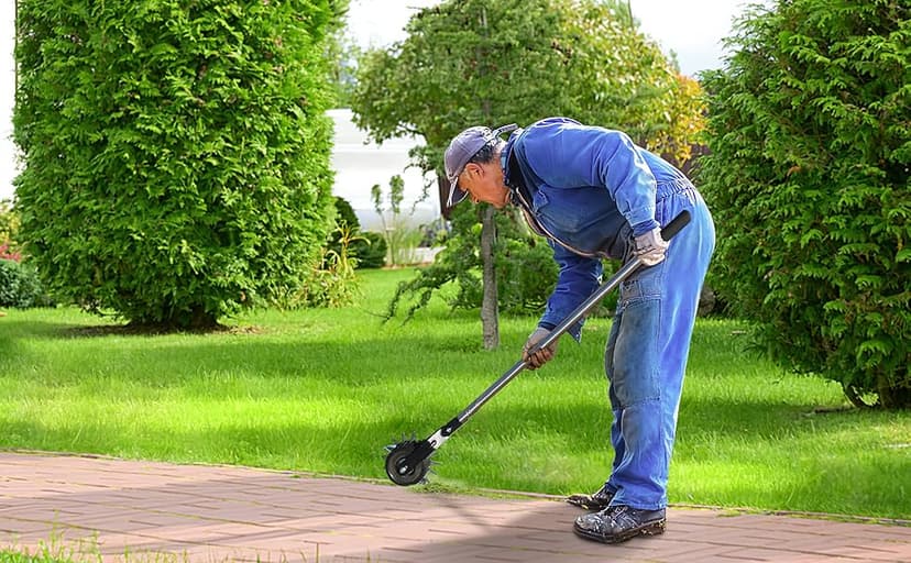 Wheel Rotary Edger Lawn Tool, Grass Edge Trimmer, Sidewalk Manual Lawn Edger, Strong 3 Sections Stainless Steel Handle with Cushion Grip, 58.3-Inch