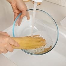 2 Packs,Bamboo Wok Brush, Refined Kitchen Cleaning Brush, Traditional Natural Bamboo Pot Brush, One Piece Structure,Powerfully Scrub Pots and Jars of Stains (Small, Flat Mouth)