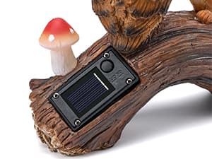 Solar Owl Garden Statues Outdoor Decor Resin Owl Squirrel Figurine with Mushroom Lights for Patio Lawn Yard Decorations Christmas Housewarming Gardening Gifts for Women Mom