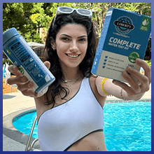 Liberty Gold Standard© Water Test Strips (121-Piece Kit) Testing for Pools & Spas, Hot Tubs - Test Chlorine, pH, Hard Water Hardness Test, Cyanuric Acid, Alkalinity, Bromine (Pool Spa Test Kit)