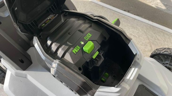 Up to 45 minutes of run time with 56V ARC Lithium battery