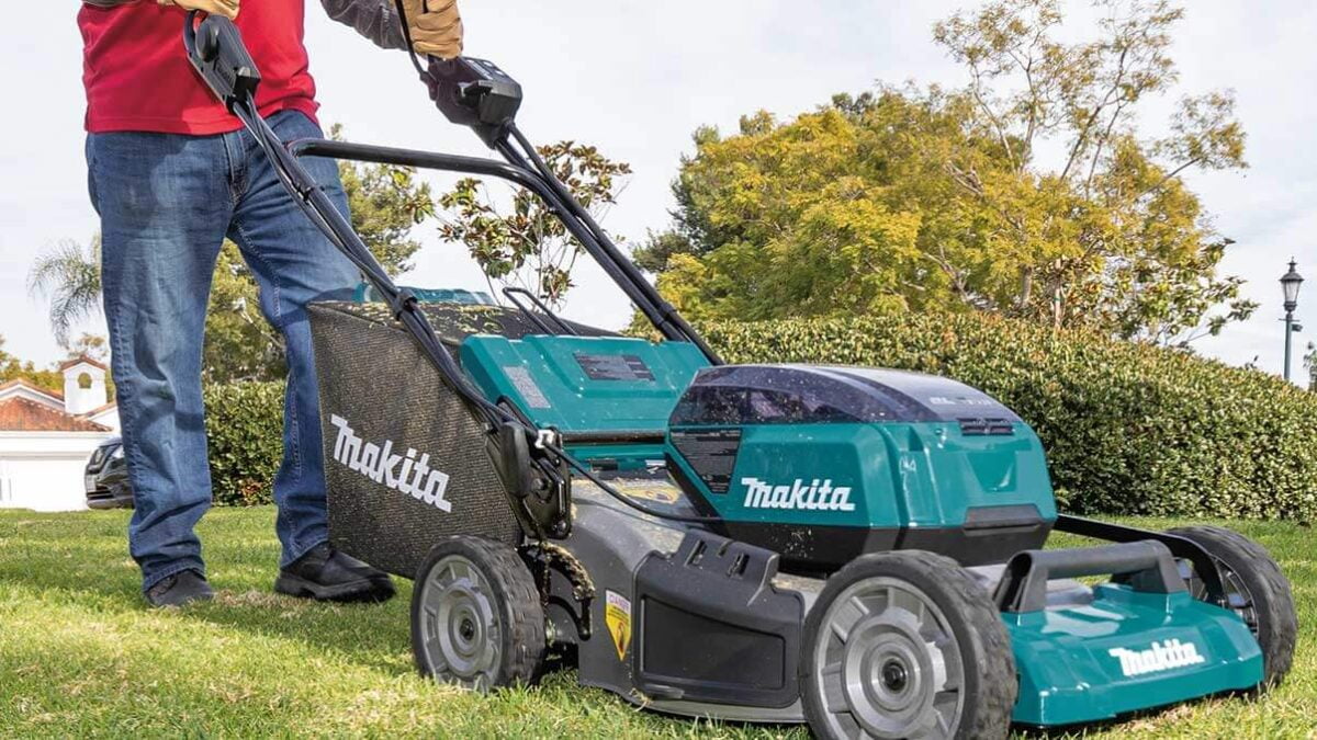 The Best Battery Lawn Mowers of 2024 Reviews by New York Garden