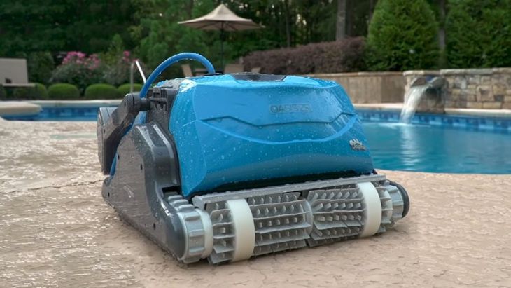 Dolphin Oasis Z5i Pool Cleaner