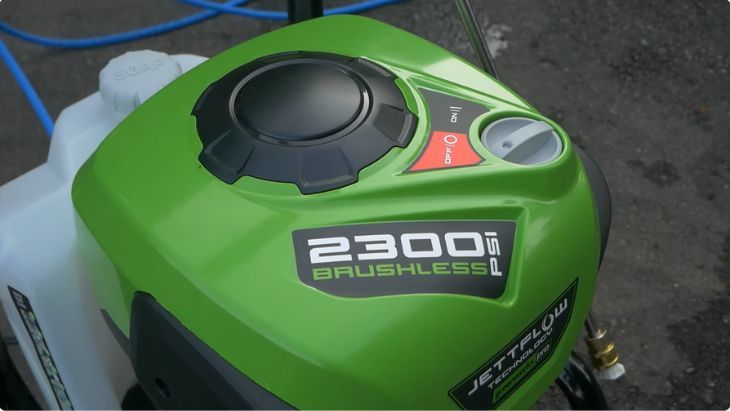Greenworks Pro 2300's Brushless motor 2300 PSI